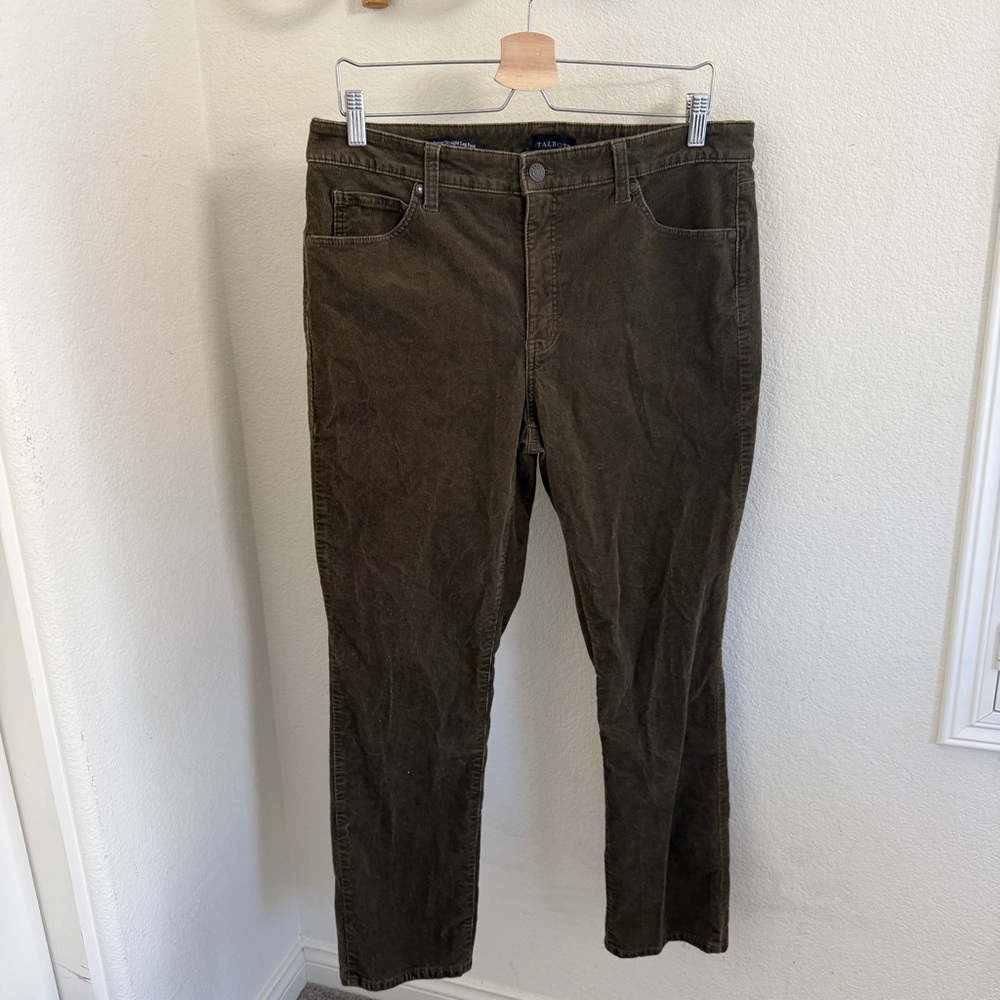 TALBOTS STRETCH CORDUROY STRAIGHT LEG PANTS deep moss green size 12P - Picture 2 of 9